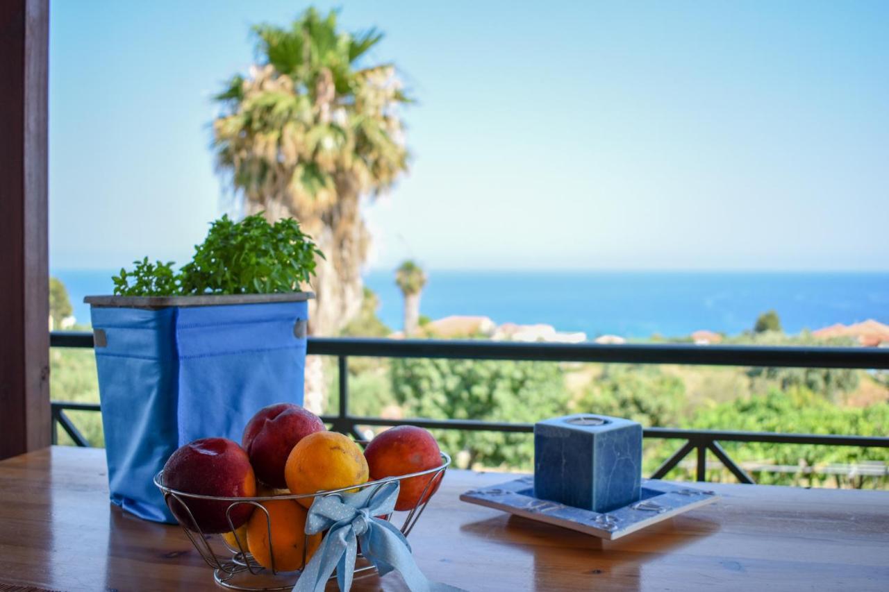 Апартаменты Venetian Seaside Panorama - Asini Sunset Retreats Экстерьер фото